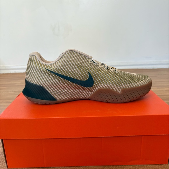 M ZOOM VAPOR 11 HC PRM Sanddrift/Metallic Gold NIKE Tennis Shoe Mens Trainer S 9 - Picture 12 of 16